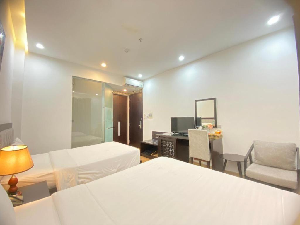Pansy Beach Dana Danang Exterior photo